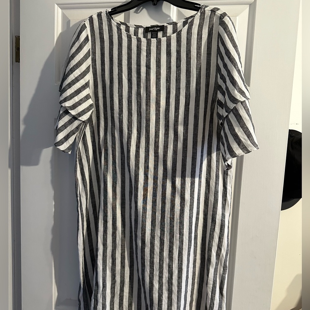 Womens Lord & Taylor dress size S